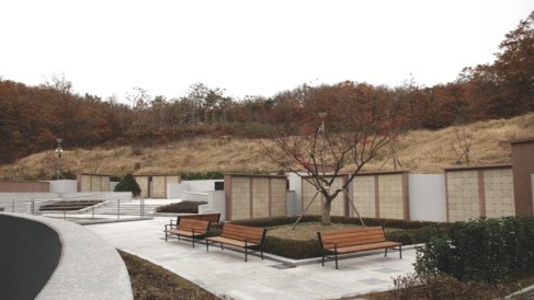 burialwall